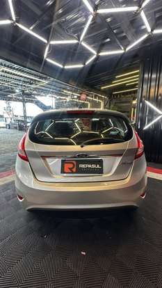 FORD-FIESTA-2012