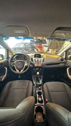 FORD-FIESTA-2012