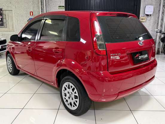 FORD-FIESTA-2013