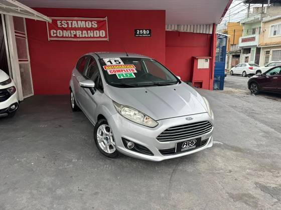 FORD FIESTA 1.6 SE HATCH 16V FLEX 4P POWERSHIFT