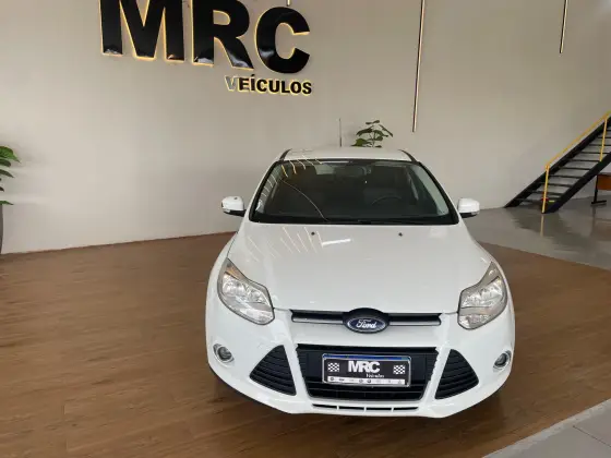 FORD FOCUS 1.6 GLX 16V FLEX 4P MANUAL