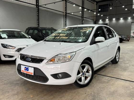 FORD FOCUS 1.6 GL 16V FLEX 4P MANUAL