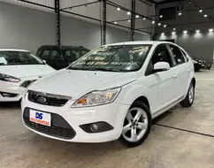 FORD FOCUS 1.6 GL 16V FLEX 4P MANUAL FORD FOCUS 1.6 GL 16V FLEX 4P MANUAL