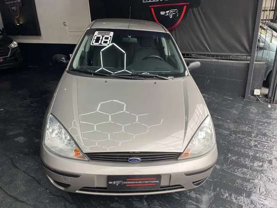 FORD-FOCUS-2008