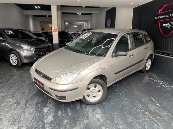 FORD-FOCUS-2008