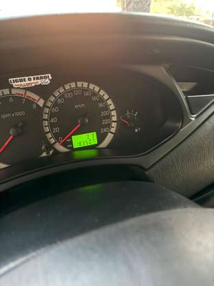 FORD-FOCUS-2008