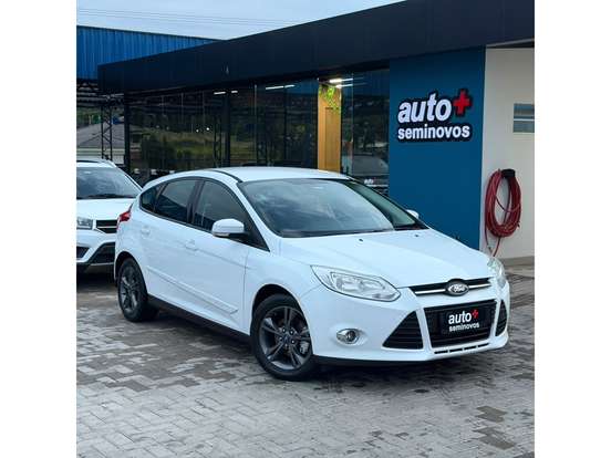 FORD-FOCUS-1.6 SE 16V FLEX 4P POWERSHIFT FORD-FOCUS-2013