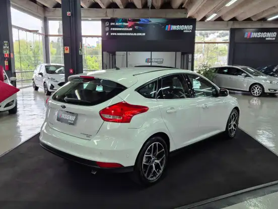 FORD-FOCUS-2.0 TITANIUM PLUS 16V FLEX 4P POWERSHIFT FORD-FOCUS-2016