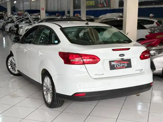 FORD-FOCUS-2.0 TITANIUM PLUS 16V FLEX 4P POWERSHIFT FORD-FOCUS-2016