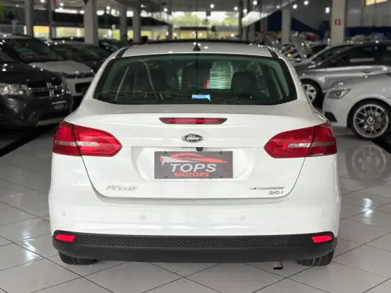 FORD-FOCUS-2016
