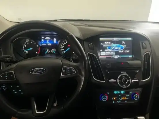 FORD-FOCUS-2016