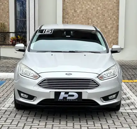 FORD-FOCUS-2015
