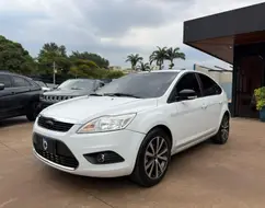 FORD FOCUS 2.0 GLX 16V FLEX 4P AUTOMÁTICO FORD FOCUS 2.0 GLX 16V FLEX 4P AUTOMÁTICO