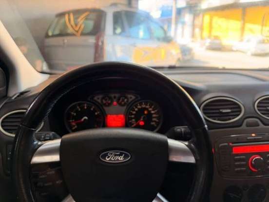 FORD-FOCUS-2.0 GLX 16V FLEX 4P AUTOMÁTICO FORD-FOCUS-2013