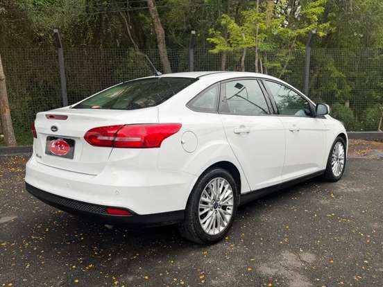 FORD-FOCUS-2.0 SE 16V FLEX 4P POWERSHIFT FORD-FOCUS-2017