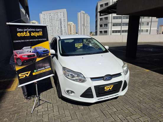 FORD-FOCUS-2.0 SE 16V FLEX 4P POWERSHIFT FORD-FOCUS-2014