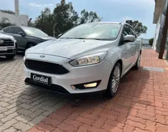 FORD FOCUS 2.0 SE SEDAN 16V FLEX 4P POWERSHIFT FORD FOCUS 2.0 SE SEDAN 16V FLEX 4P POWERSHIFT