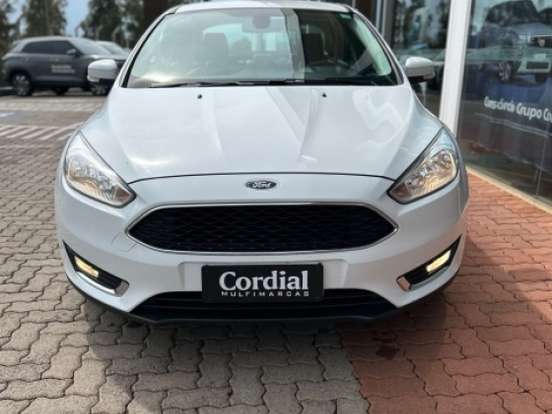 FORD-FOCUS-2.0 SE SEDAN 16V FLEX 4P POWERSHIFT FORD-FOCUS-2016