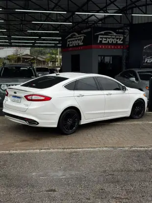 FORD-FUSION-2014