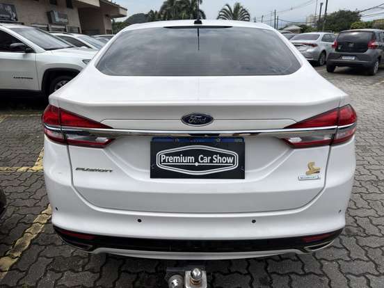 FORD-FUSION-2016
