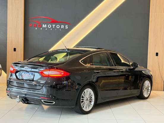 FORD-FUSION-2015
