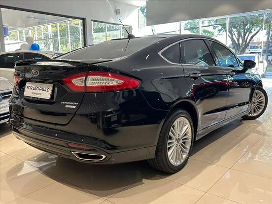 FORD-FUSION-2013