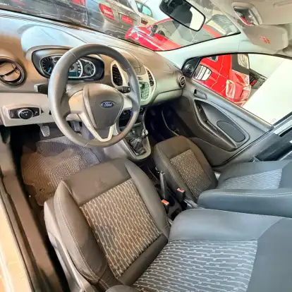 FORD-KA-2017