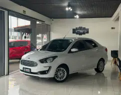 FORD KA 1.5 TI-VCT FLEX TITANIUM SEDAN AUTOMÁTICO FORD KA 1.5 TI-VCT FLEX TITANIUM SEDAN AUTOMÁTICO