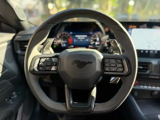 FORD-MUSTANG-5.0 V8 GASOLINA DARK HORSE SELECTSHIFT FORD-MUSTANG-2025