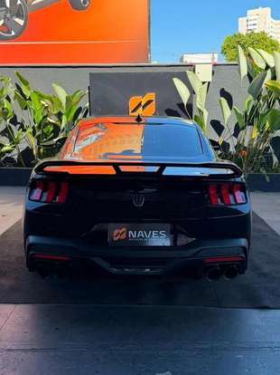 FORD-MUSTANG-2025