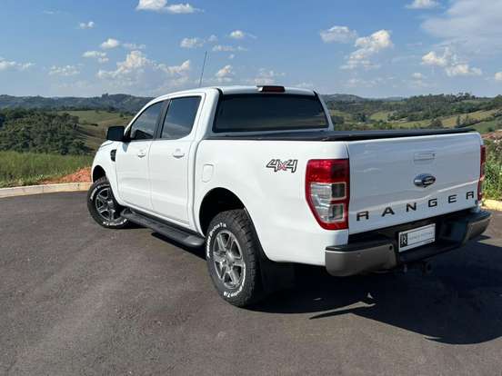 FORD-RANGER-2.2 XLS 4X4 CD 16V DIESEL 4P AUTOMÁTICO FORD-RANGER-2018