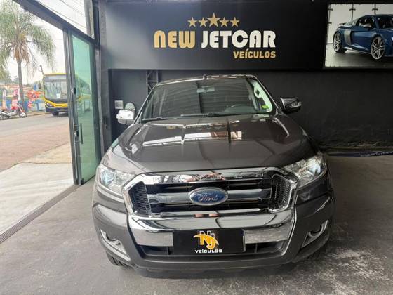 FORD RANGER 3.2 XLT 4X4 CD 20V DIESEL 4P AUTOMÁTICO
