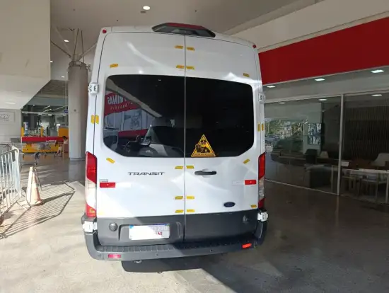 FORD-TRANSIT-2023