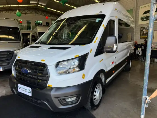 FORD-TRANSIT-2023