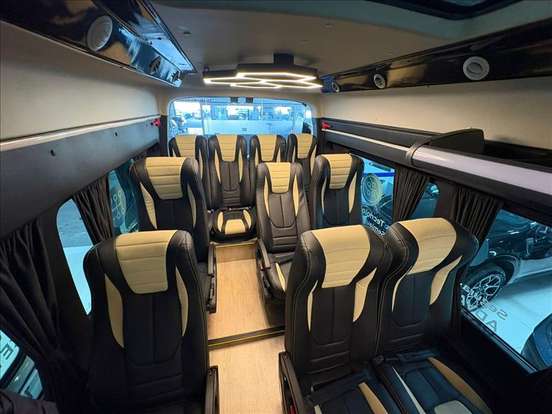 FORD-TRANSIT-2.0 ECOBLUE DIESEL MINIBUS 17+1 L4H3 AUTOMÁTICO FORD-TRANSIT-2025