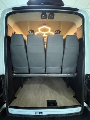 FORD-TRANSIT-2025