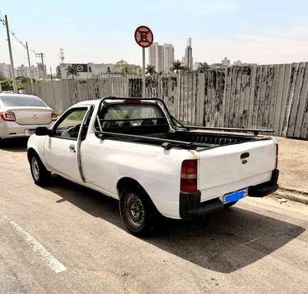 FORD-COURIER-2012
