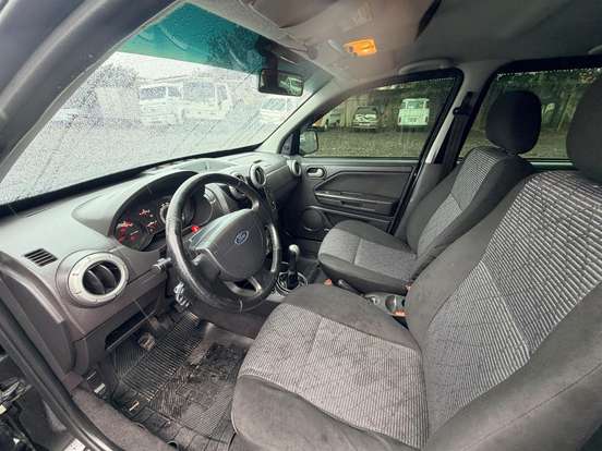 FORD-ECOSPORT-2011