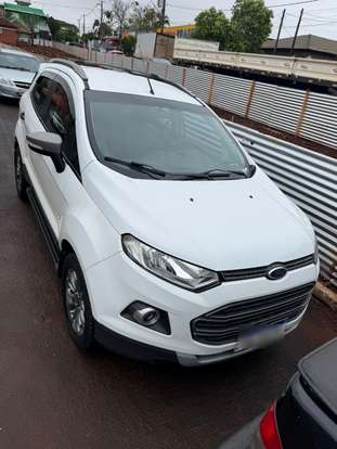 FORD-ECOSPORT-2013