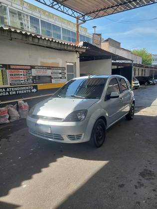 FORD FIESTA 1.0 MPI SUPERCHARGER 8V GASOLINA 4P MANUAL