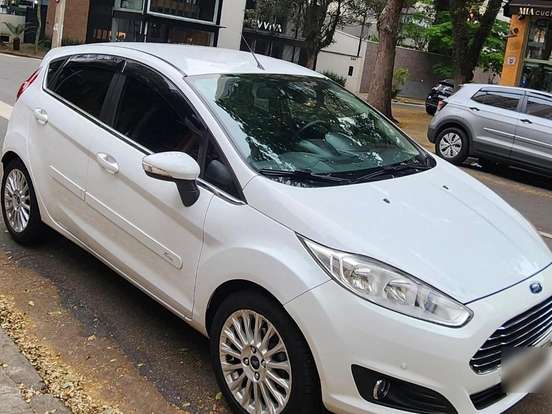 FORD-FIESTA-1.6 TITANIUM HATCH 16V FLEX 4P POWERSHIFT FORD-FIESTA-2013