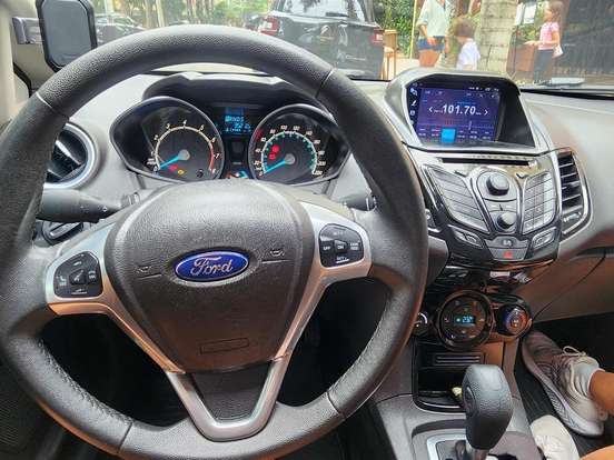 FORD-FIESTA-1.6 TITANIUM HATCH 16V FLEX 4P POWERSHIFT FORD-FIESTA-2013
