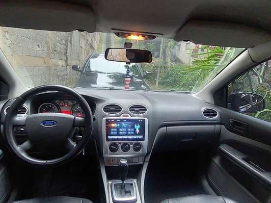 FORD-FOCUS-2.0 GLX 16V GASOLINA 4P AUTOMÁTICO FORD-FOCUS-2009