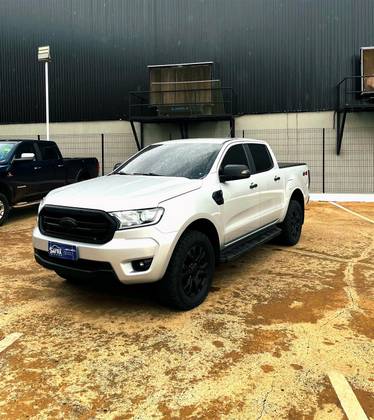 FORD RANGER 3.2 XLT 4X4 CD 20V DIESEL 4P AUTOMÁTICO