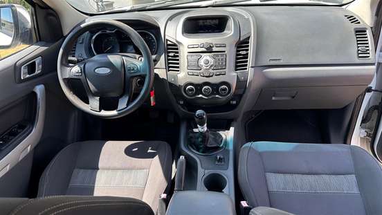 FORD-RANGER-2012