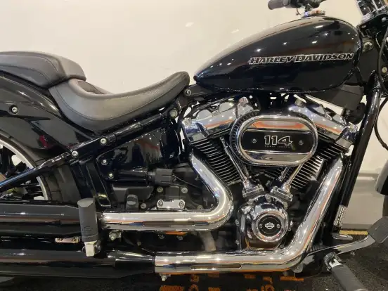 HARLEY-DAVIDSON-SOFTAIL BREAKOUT 114-2018