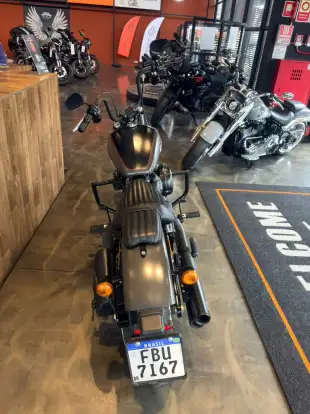 HARLEY-DAVIDSON-SOFTAIL STREET BOB HARLEY-DAVIDSON-SOFTAIL STREET BOB-2018