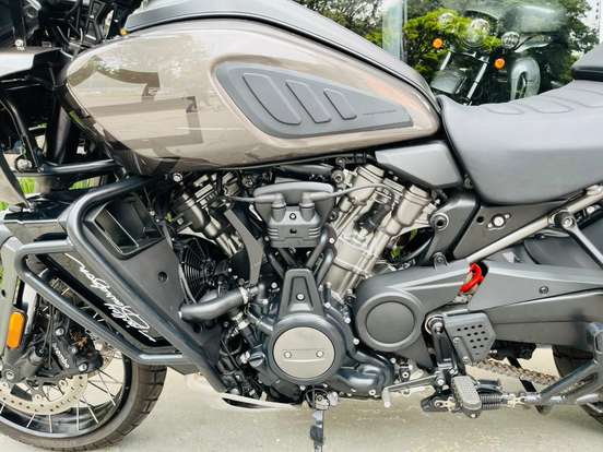 HARLEY-DAVIDSON-PAN AMERICA 1250 S-2024