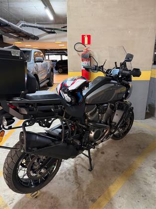 HARLEY-DAVIDSON PAN AMERICA 1250 S 