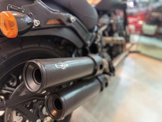 HARLEY-DAVIDSON-SOFTAIL FAT BOB 107-2019